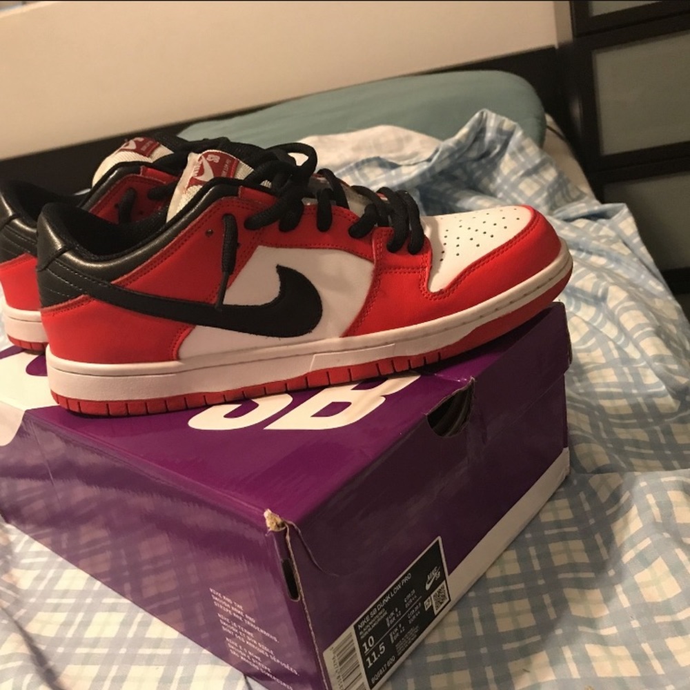 Dunk j-pack Chicago size 10